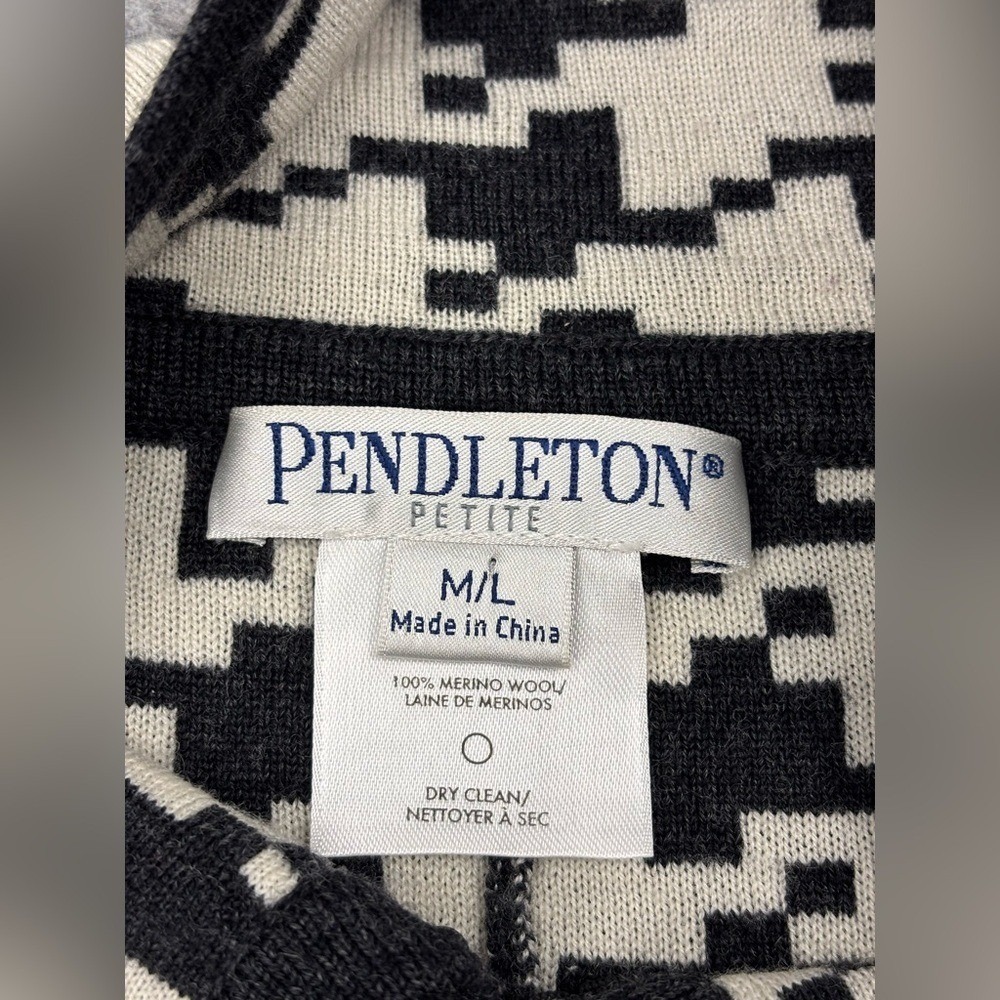 Pendleton | Black White Houndstooth Wool Cape | P… - image 3